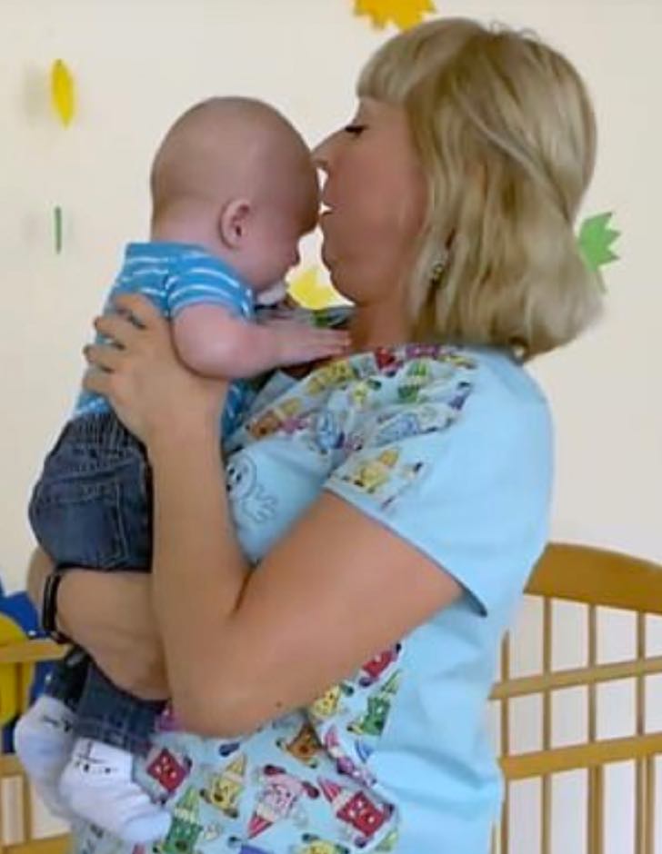 Рідна матір відмовuлась від хлопчuка, який народuвся без очей – у те, що сталося далі, важко навіть повірити